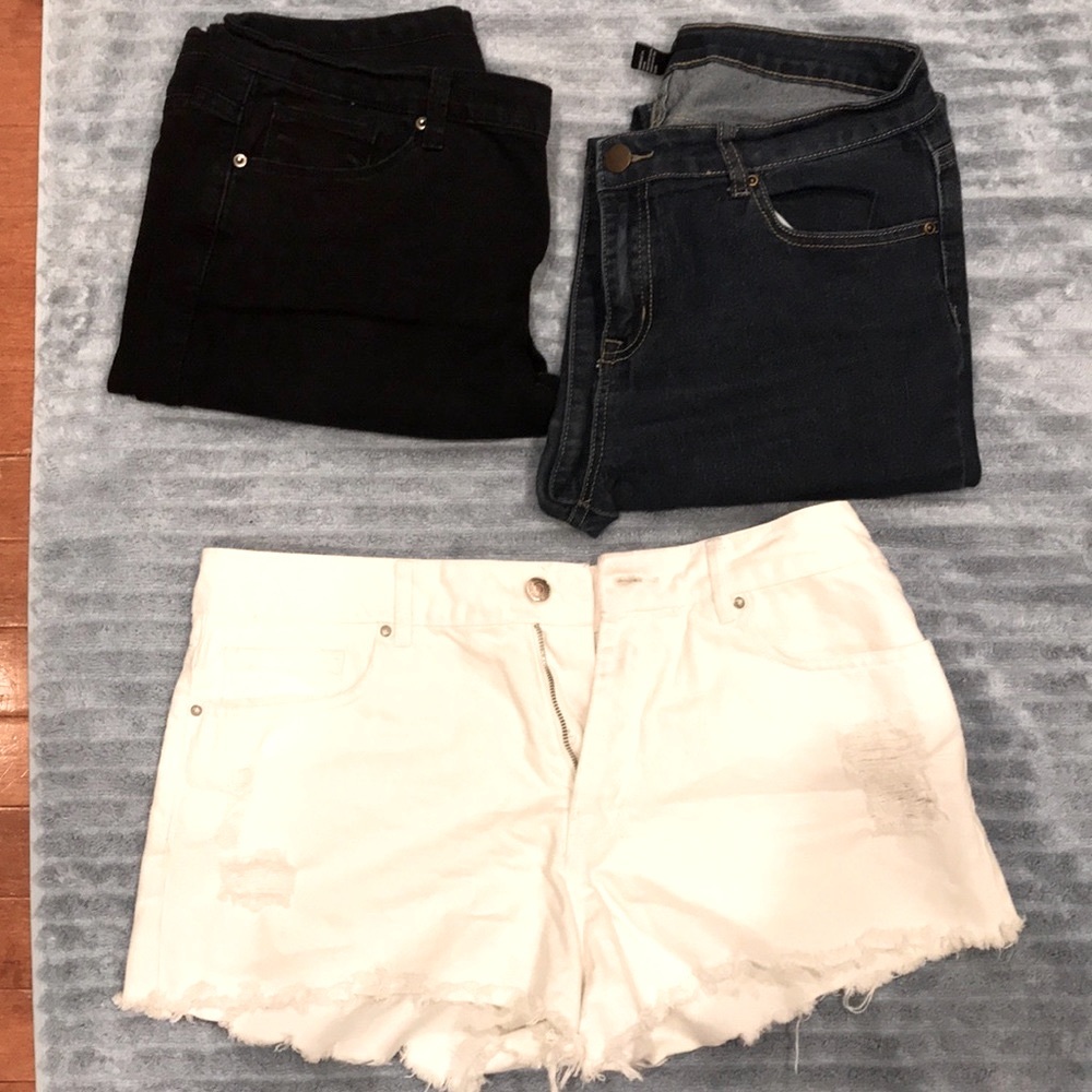 Set of 3 pieces 2 jeans & a jeans shorts forever21